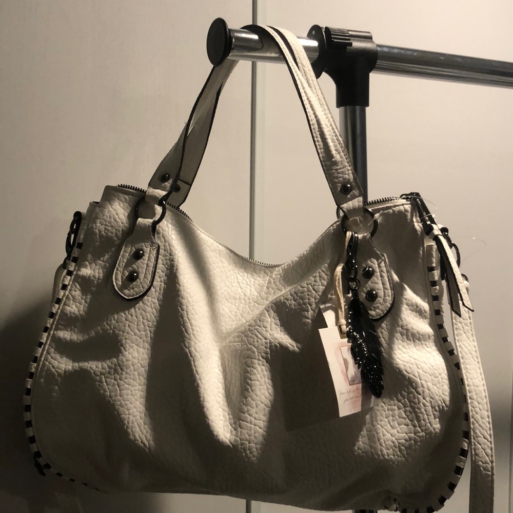 Jessica Simpson white purse